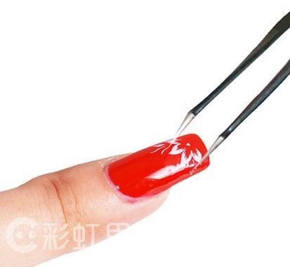 大红指甲图片 简单美甲教程