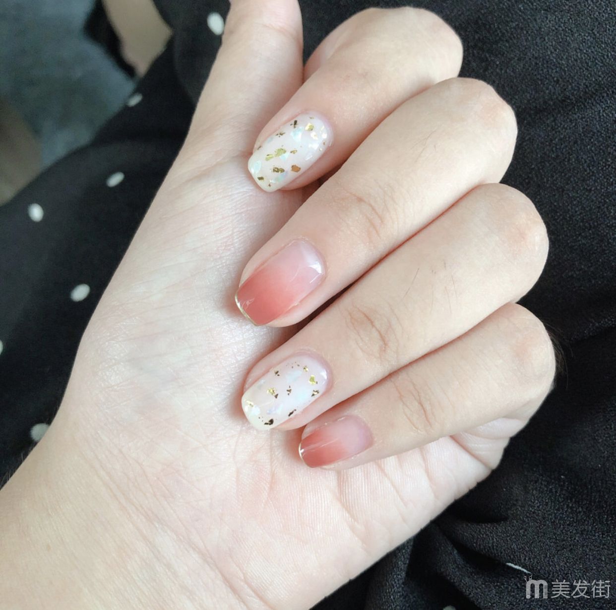 夏季美甲图片显白百搭 10款高颜值显手白的浅色美甲图片