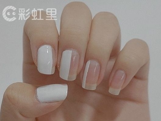 个性波点美甲 黑白美甲教程
