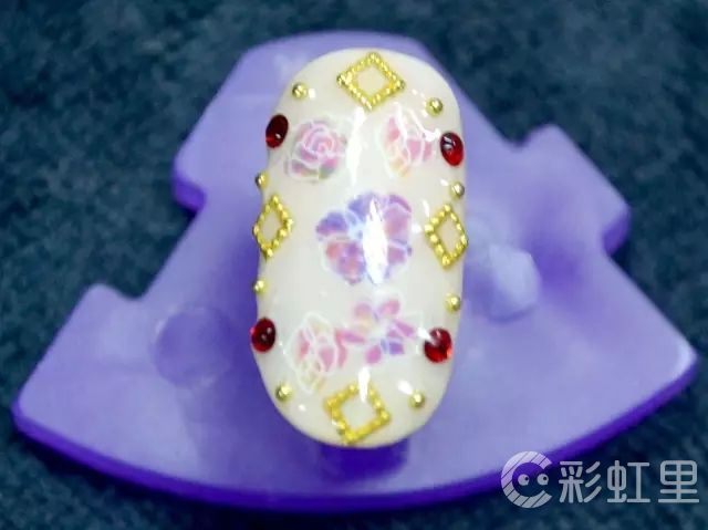 美甲贴花图片 美甲贴花教程