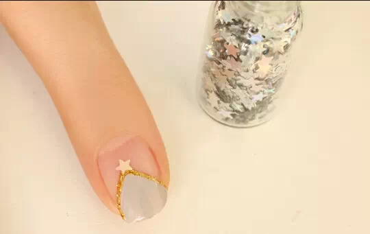 闪亮美甲图片 女人美甲教程