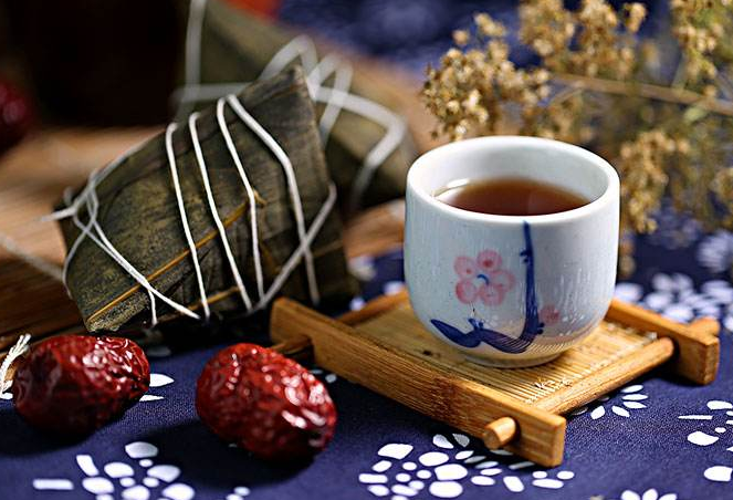 端午节除了吃粽子还吃什么？这些习俗很多人不知道