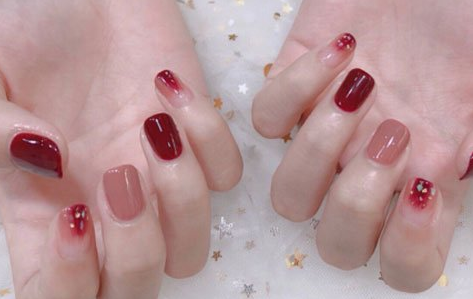 什么美甲最适合冬季?一波好看的美甲让你好看