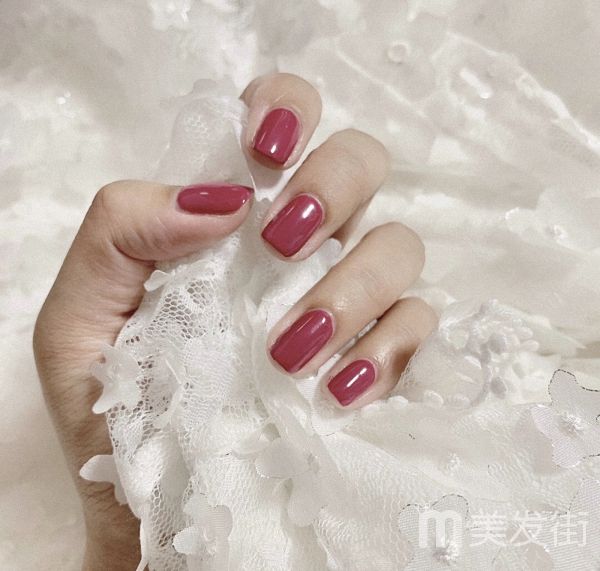 纯色美甲图片显手白 20款夏季美甲颜色最好看的新款美甲