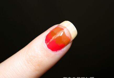 撞色美甲图片 美甲彩绘教程