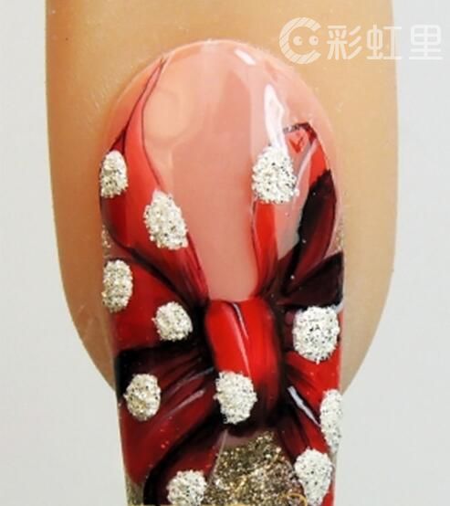 手绘蝴蝶结美甲 美甲教程步骤图片