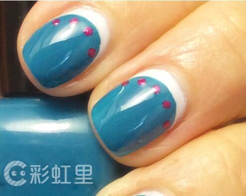 夏天法式美甲 个性反法式美甲教程