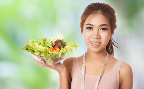 饭后站立可以预防水桶腰？怎么瘦腰最快