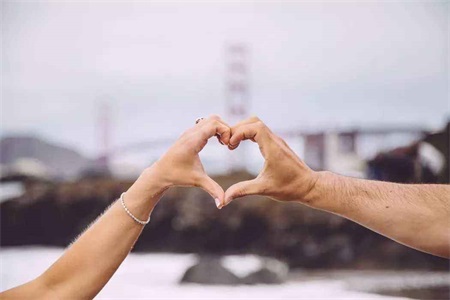 女性个人成长经历，决定了夫妻的亲密关系