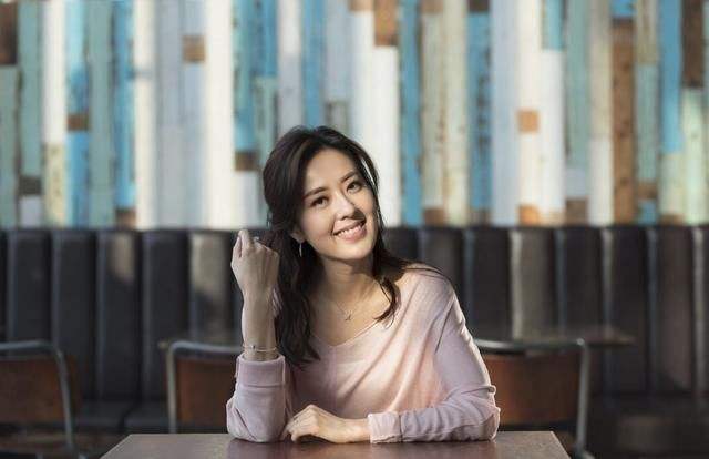 做一辈子的好女人太难，现在她想要坏一点