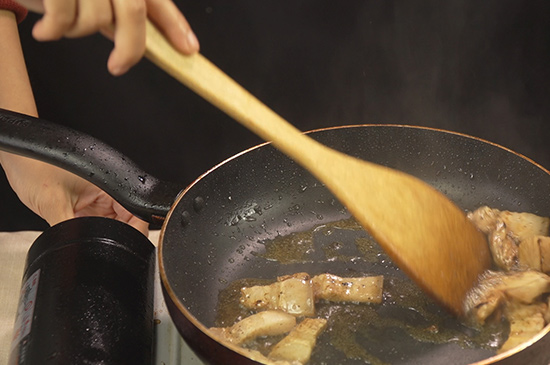 土豆红烧肉怎么做