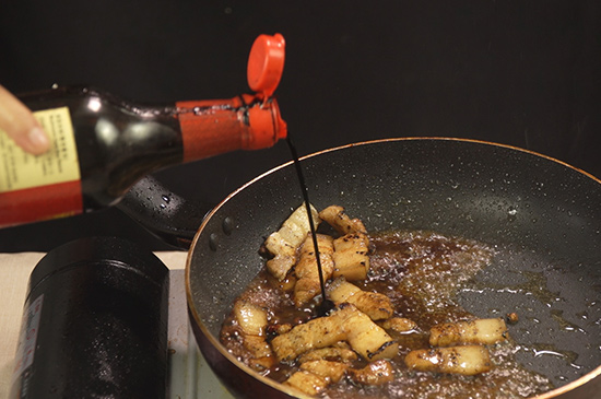 土豆红烧肉怎么做