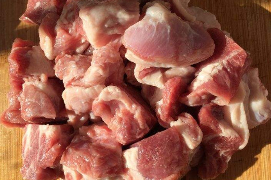正宗羊肉串的腌制方法