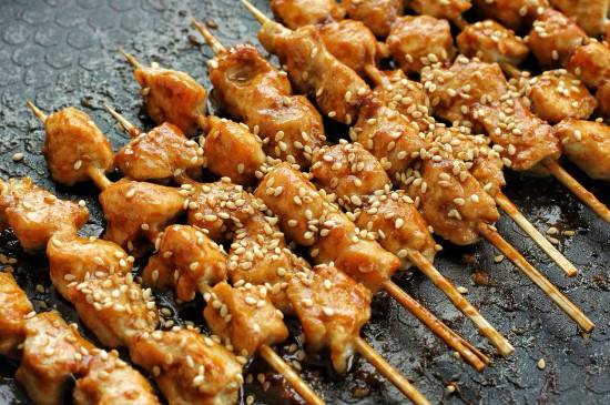 正宗羊肉串的腌制方法