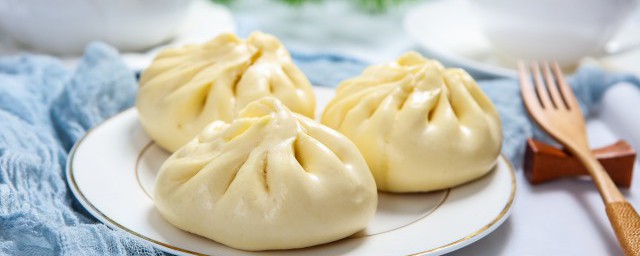 小白菜蒸包子的做法 小白菜包子馅儿的做法是什么