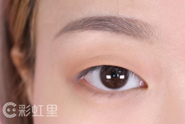 韩国单眼皮怎么画眼妆 单眼皮眼妆的画法