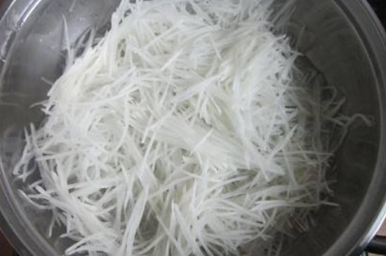 萝卜香菇饺子馅的做法