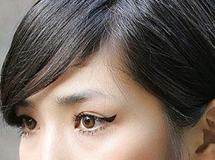 教你如何画眼妆 教你怎样画电眼妆
