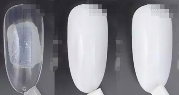 彩色方格美甲 格子美甲教程