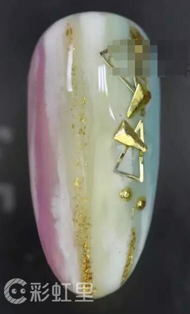 美甲渐变色 简约线条美甲教程