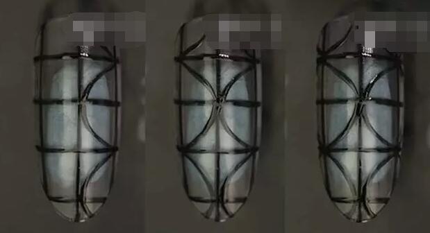 镂空款美甲 简约格子美甲教程