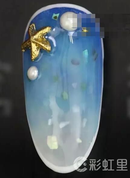 海洋风美甲 渐变浅色美甲教程