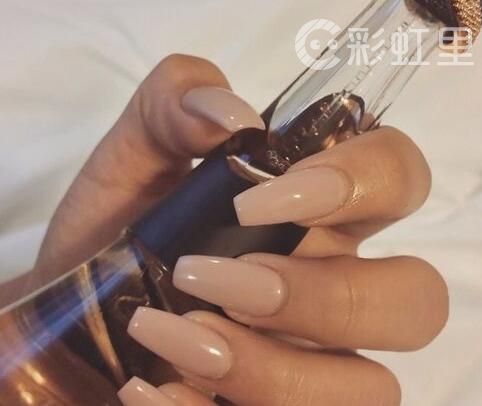 美甲的基本护理 美甲护理步骤