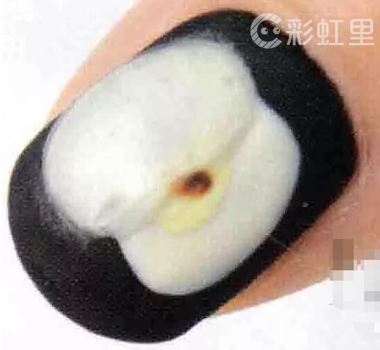 可爱型美甲 苹果立体浮雕美甲