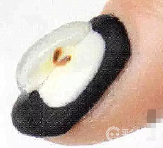可爱型美甲 苹果立体浮雕美甲