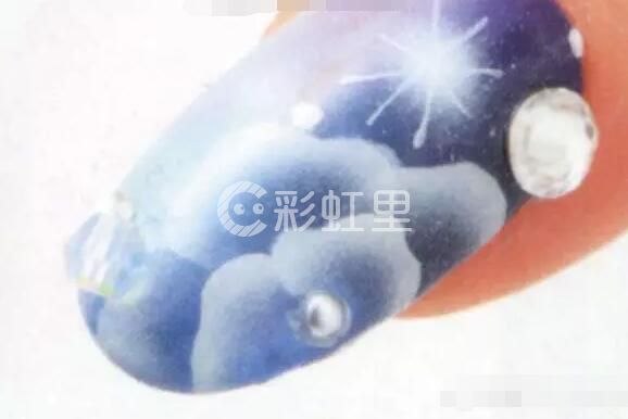 花朵美甲 夏季蓝色美甲教程