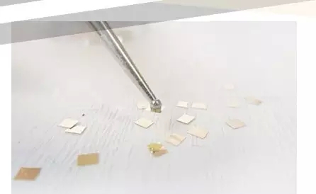 美甲贴片款式 金属亮片美甲教程