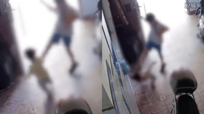 女孩被打
