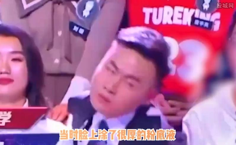 潘周聃出场走红