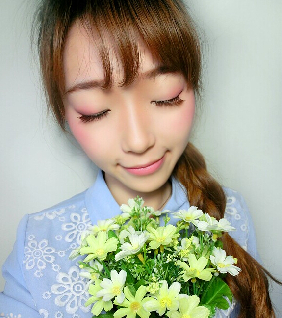 日系腮红妆怎么画 少女妆的画法