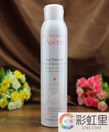 雅漾喷雾男生可以用吗雅漾喷雾补水有效果吗