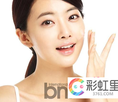 学朴信惠宋智孝彩妆画法 五分钟轻松打造彩妆造型