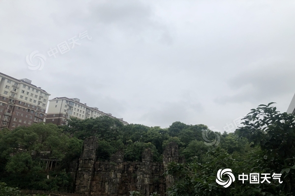 铁子们，注意防暑避温啦！北方高温季要来了