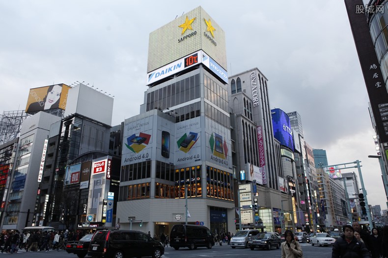 日本允许游客入境