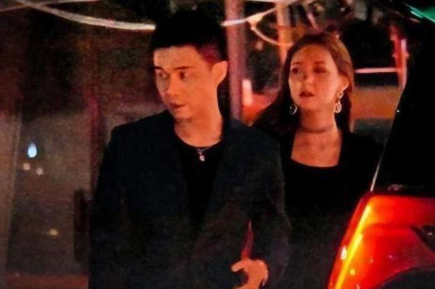 许雅钧被曝出轨俄罗斯美女 许雅钧出轨俄罗斯美女