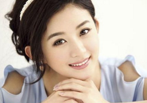 颈纹什么年龄段会有 什么人容易长