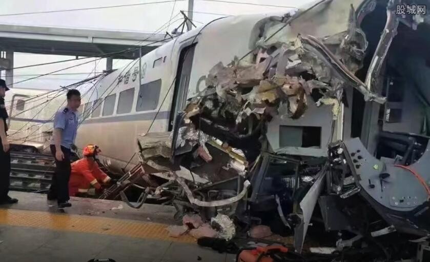 d2809列车事故现场