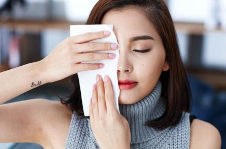 熬夜导致的毛孔粗大可以恢复吗？毛孔粗大怎么恢复