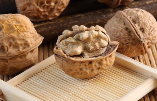 食用水果美白祛除黄褐斑 祛除黄褐斑食疗方法