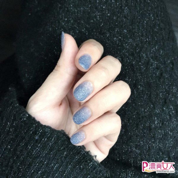 美甲那些颜色显手白 秋季这7种不重样