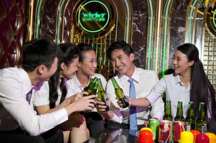 容易醉酒被叫小趴菜