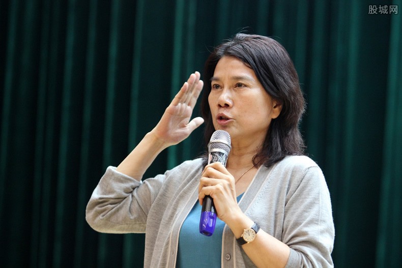 董明珠称不裁员招人