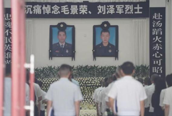 唏嘘…英雄走好！杭州牺牲00后消防员已无亲人在世