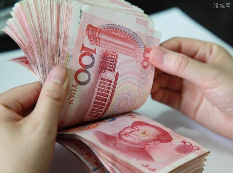 学生花光12万