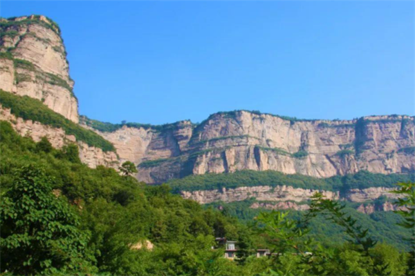 中国十大隐居圣地：后岸村上榜，第八有着“春城”之称