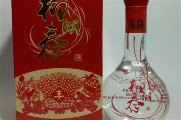 甘肃十大名酒排行榜：柳湖春上榜，第一和茅台酒齐名